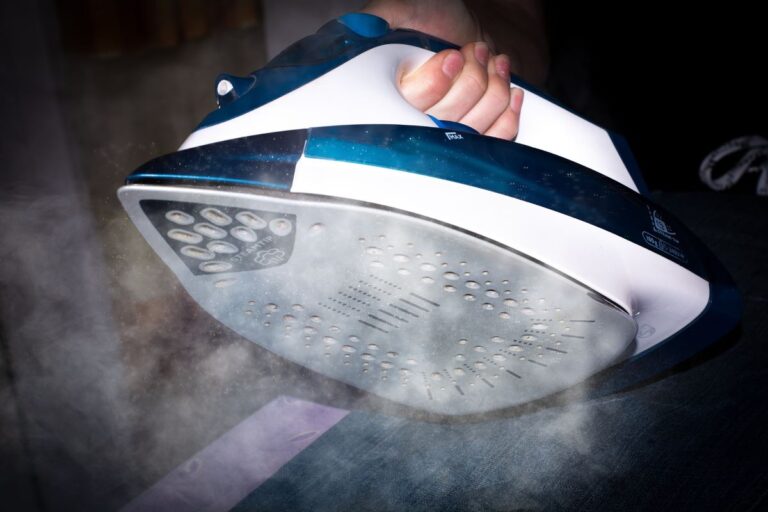 How To Clean A Steam Iron In 3 Simple Steps